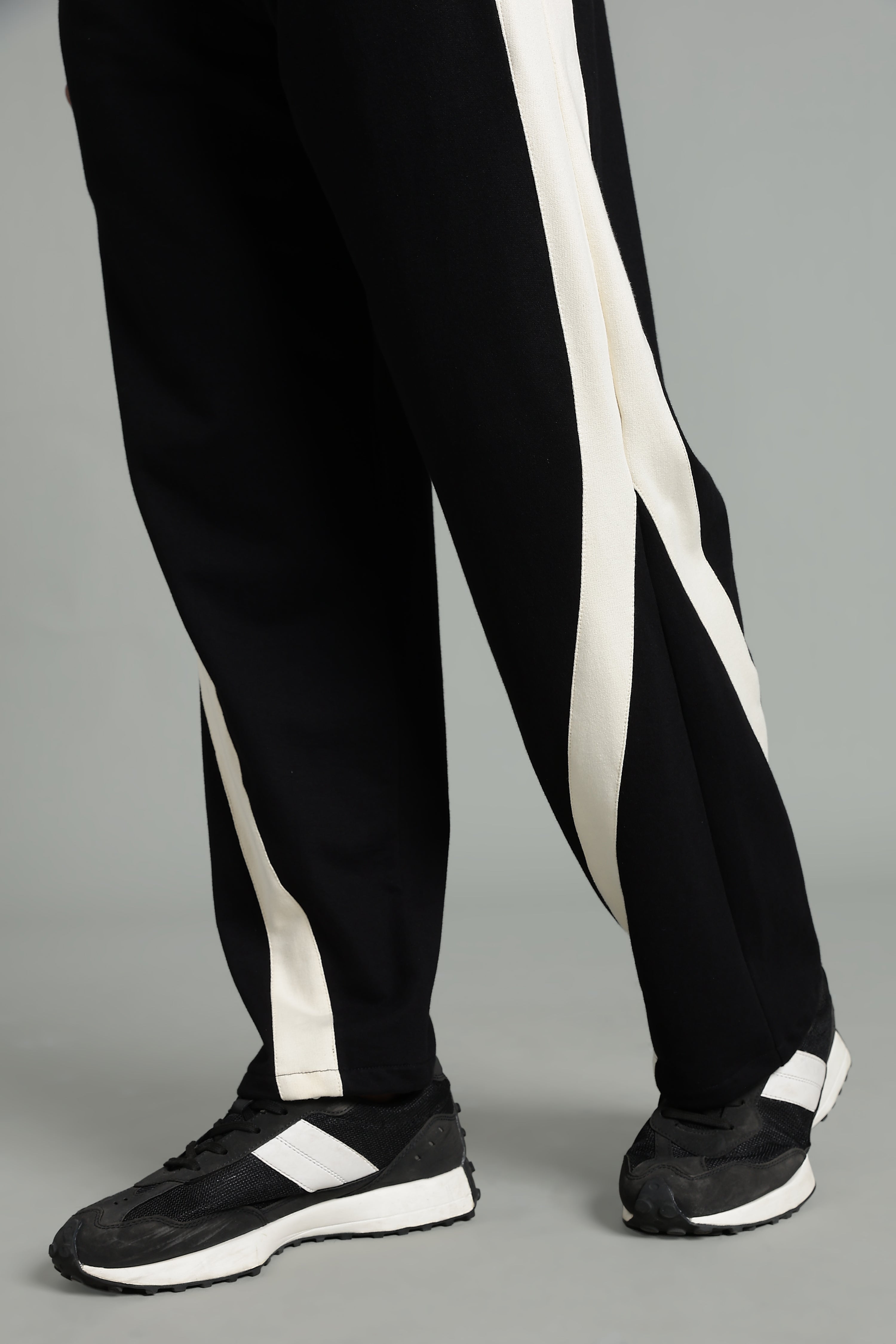 Image of Curve Unisex Joggers